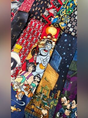 11 Vintage Character Tie Lot